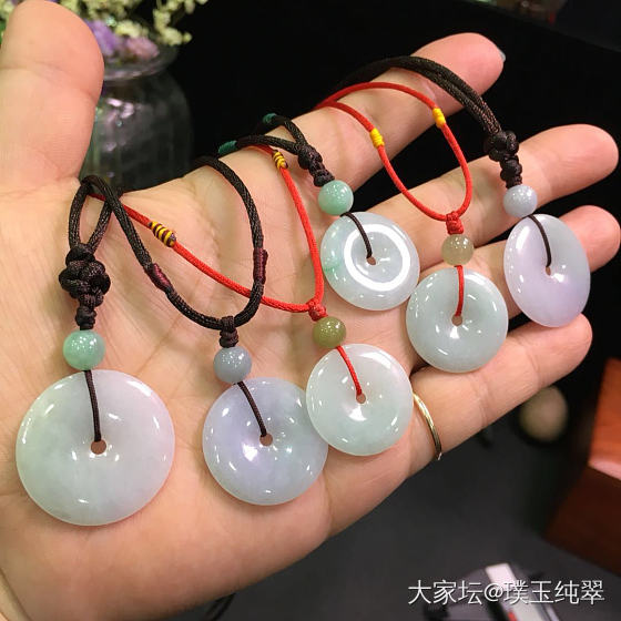 翡翠吊坠定制超划算_翡翠