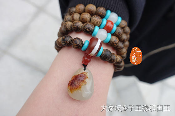 亲情和爱情是不需要考虑账户情况的，偶尔给爱人孩子一个小惊喜送个小礼物🎁阖家欢乐_和田玉