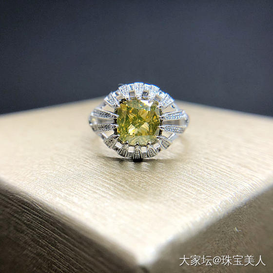 GIA 2.02克拉黄钻豪华女戒_戒指钻石