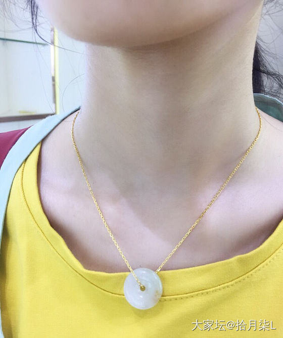 跟衣衣逛街的收获_手饰鸡血藤翡翠金