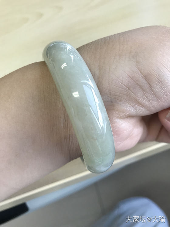 我又搞了件奇怪的玩意儿🦖🦖🦖绿豆汤的既视感🌪🌪🌪123室内无灯光，456室外强阳..._手镯翡翠