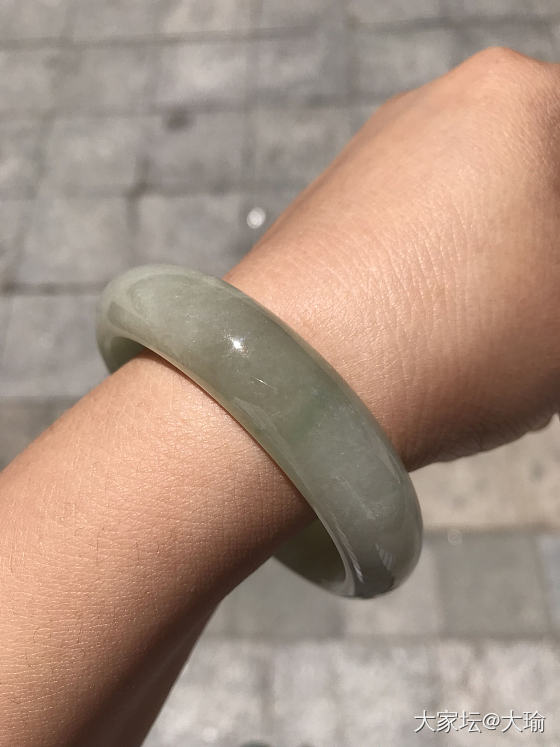 我又搞了件奇怪的玩意儿🦖🦖🦖绿豆汤的既视感🌪🌪🌪123室内无灯光，456室外强阳..._手镯翡翠