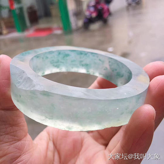 翡翠毛胚镯订制，高冰飘兰花，无纹裂，尺寸53-14-8.8，小六价_手镯翡翠