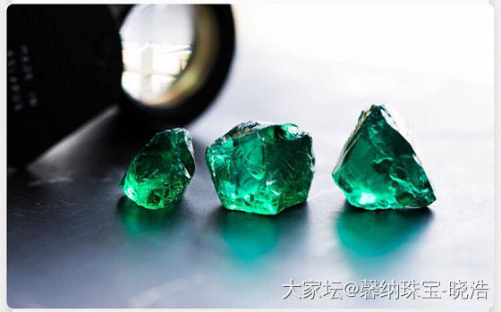 5月14日至5月17日，Gemfields 在新加坡举行祖母绿原石拍卖，总成交额..._祖母绿