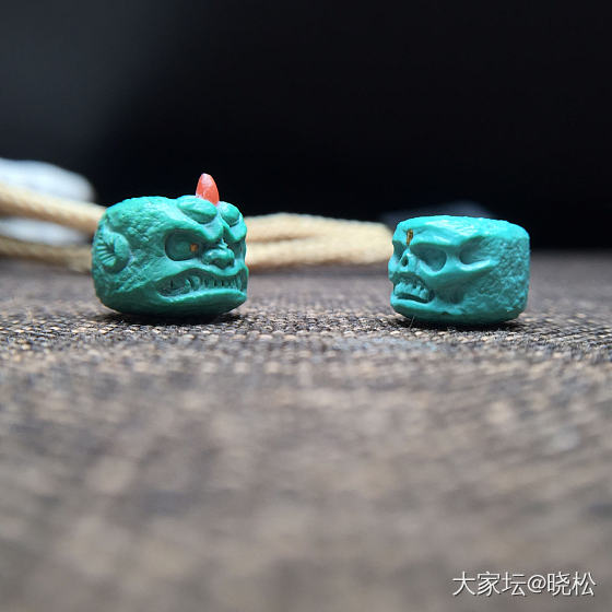 阿呆...._松石雕刻