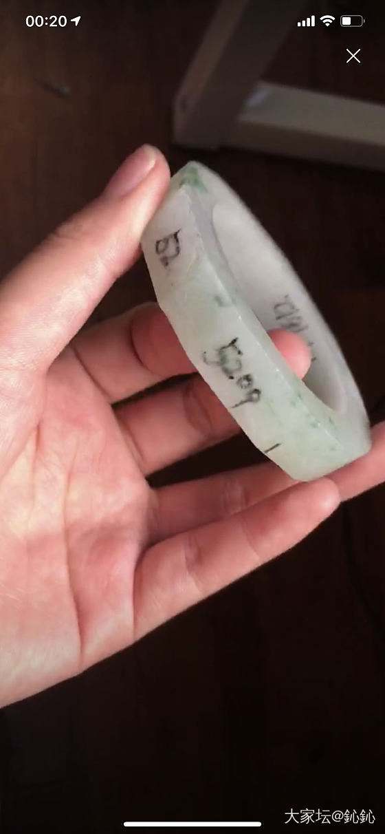 懂毛坯的姐妹麻烦帮我看看，这个值得吗？_半成品翡翠
