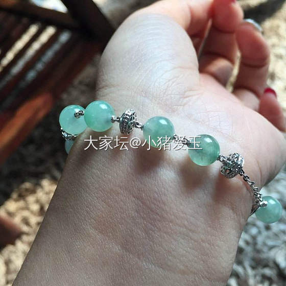 阳绿圆珠手链_手镯翡翠