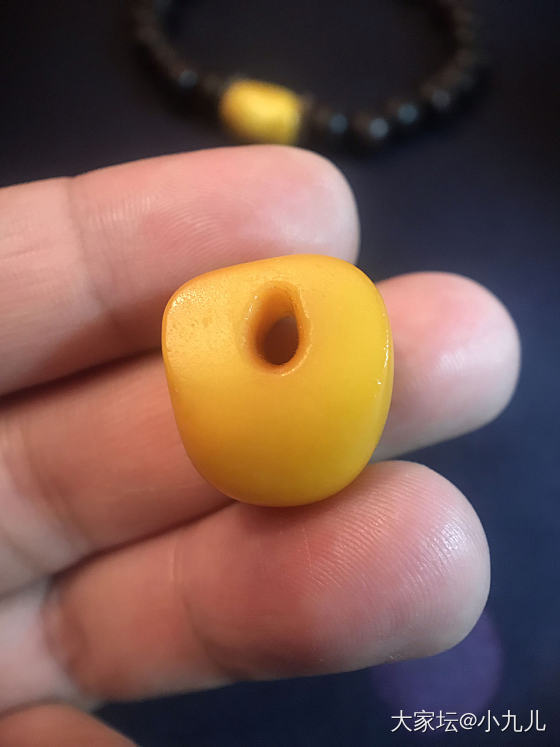 非洲老蜜蜡饼子_蜜蜡