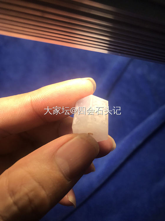 机雕立体加工过程，技术成熟到掉藤！比起全手工雕刻得整齐对称，成本也降低了不少_工艺