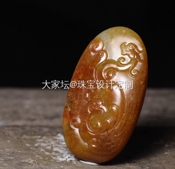 龙凤呈祥籽料吊坠，是我喜欢的主题～寓意很好(✪▽✪)_和田玉