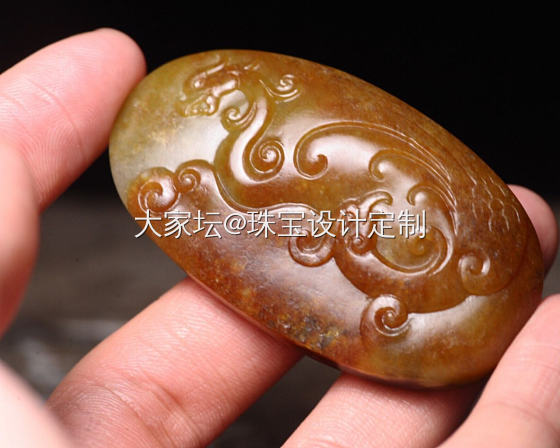 龙凤呈祥籽料吊坠，是我喜欢的主题～寓意很好(✪▽✪)_和田玉