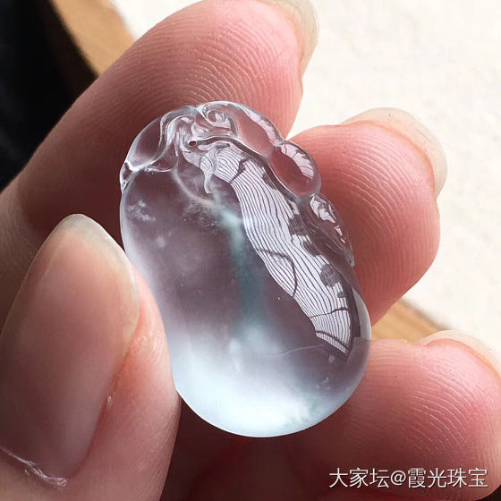 玻璃种福瓜_挂件翡翠