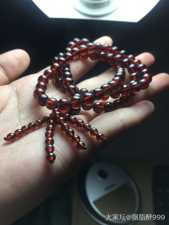 几年前得石榴石手串_石榴石珠串