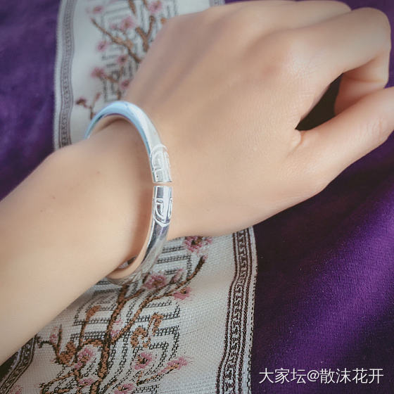 喜迎一枚小六_手镯银