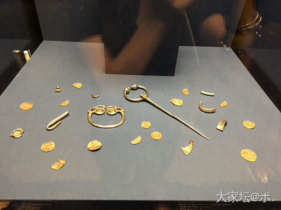 香港大英展

其中展覽的銀器_博物馆银器