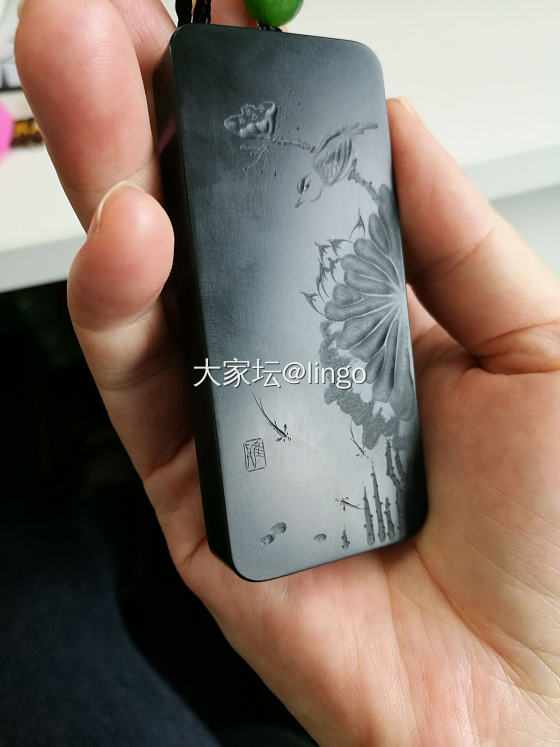 荷趣_挂件和田玉
