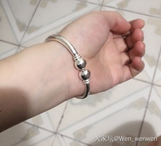 我的牡丹是不是大了点_手镯银