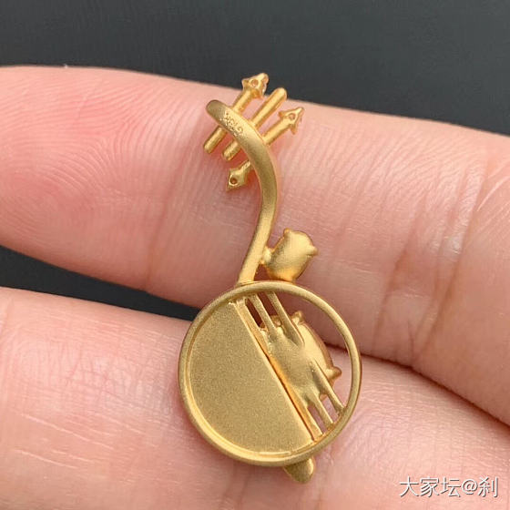 朋友圈被种草_吊坠翡翠