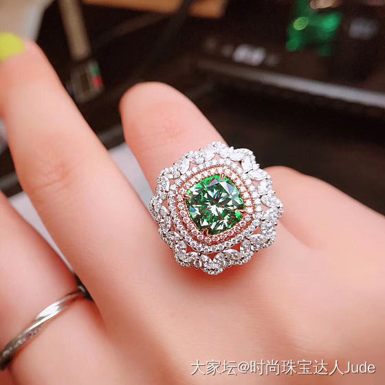 5克拉绿钻了解一下_戒指钻石