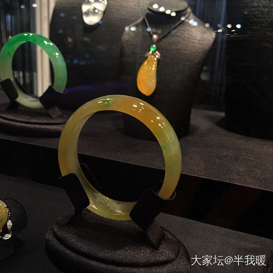 逛昆明珠宝展_展会翡翠