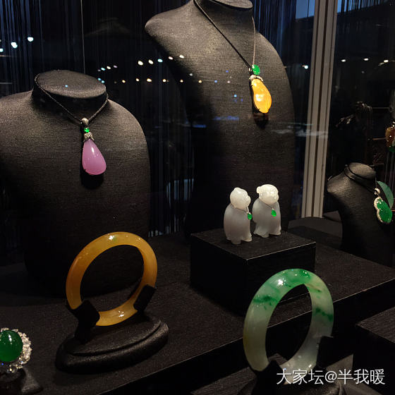 逛昆明珠宝展_展会翡翠