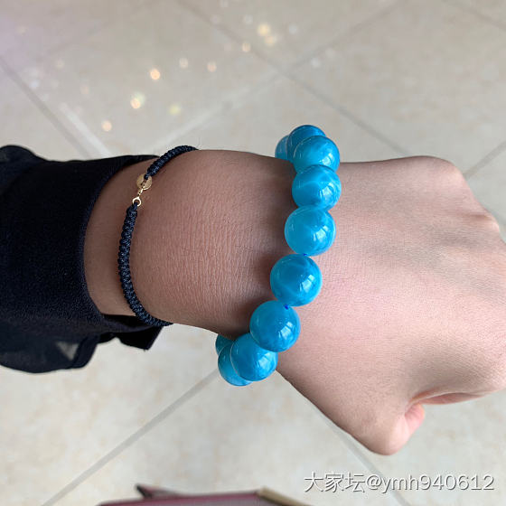 天热了就不想戴黄金_珠串海纹石