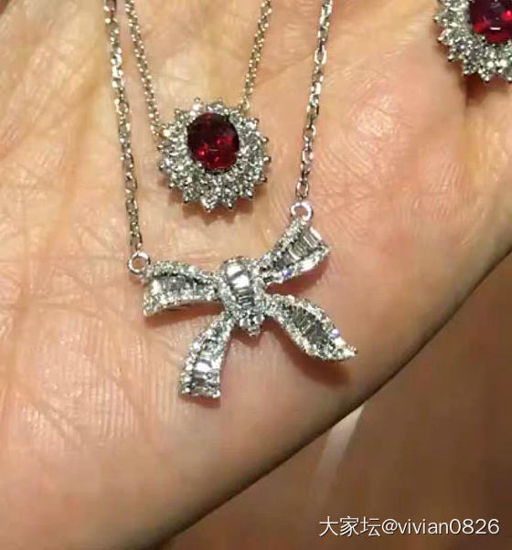 这个蝴蝶结锁骨链怎么样？_项链钻石