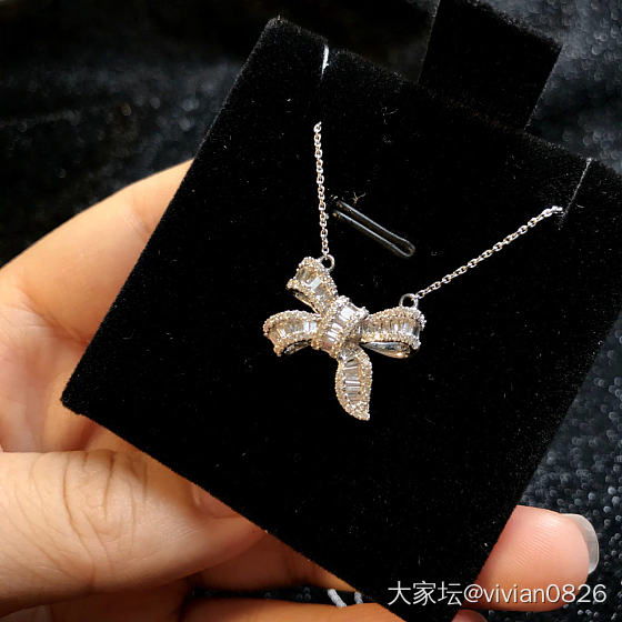 这个蝴蝶结锁骨链怎么样？_项链钻石