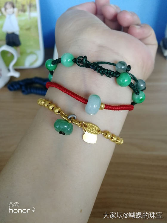 加班加班加班😪，秀秀我的左右手吧😄_手饰翡翠金