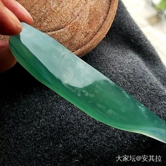 这是油青还是蓝水？_翡翠