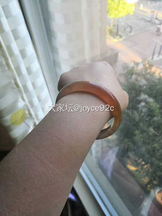 收了条巴西粉，自己还是挺满意的，目前专宠～_手镯玉髓玛瑙