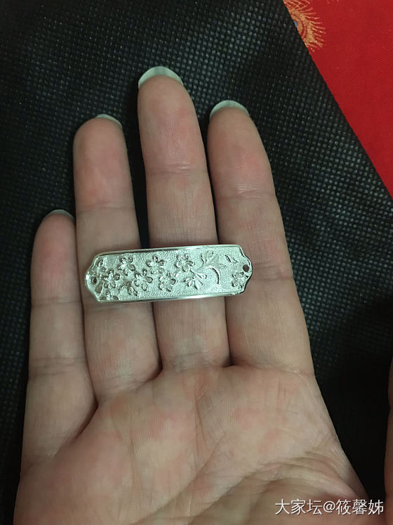 等了一个多月，终于收到了，两个手牌一个锁。九色鹿手牌前段时间已经入了，这次的手牌..._银