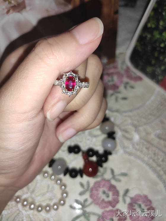 妈妈的红宝石戒指_戒指红宝石