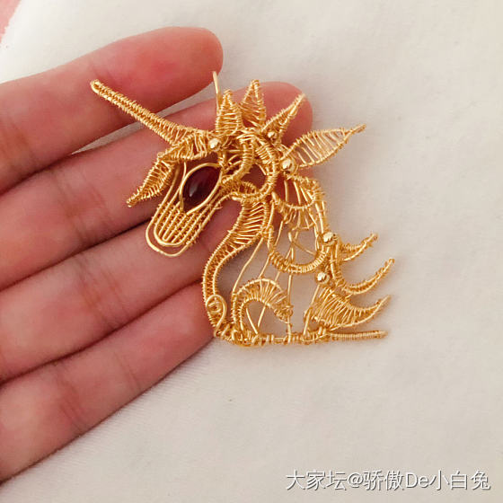 女儿的新宠^_^独角兽吊坠_手工diy