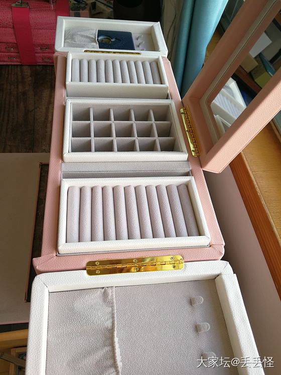 震惊！一个首饰箱居然可以这么美😁_首饰盒