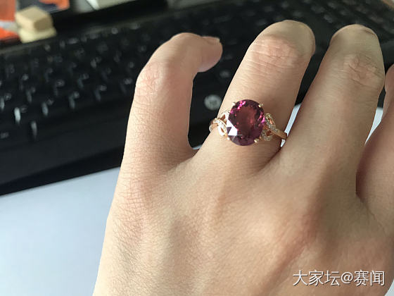 红碧玺戒指，以坏换新来的。_戒指碧玺彩色宝石