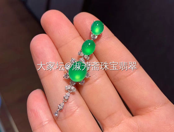 吊坠细节图_吊坠翡翠