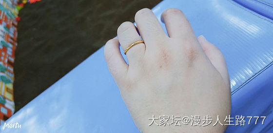 晒二个金瘦瘦_金手镯