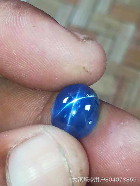 7.99克拉缅甸产地无烧星光蓝宝石，玻璃体，星线锐利完整，颜色漂亮，大台面。_蓝宝石