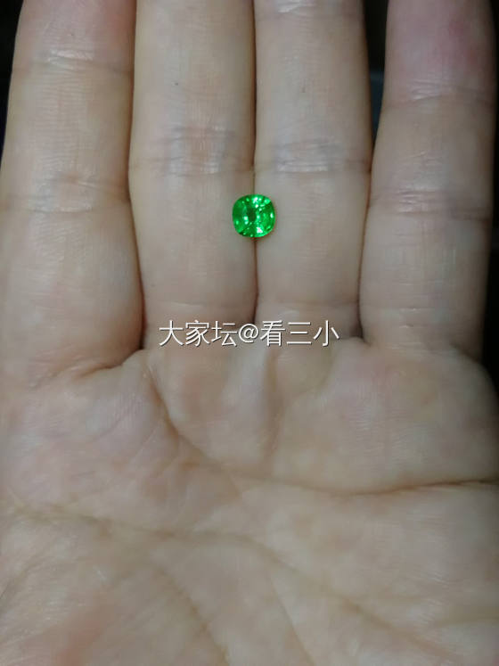 新收的沙弗莱_彩色宝石