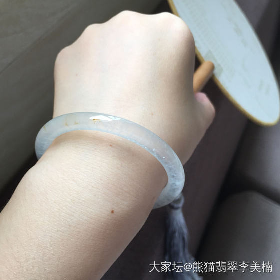 偶尔佩戴冰的小细条也挺秀气的_翡翠