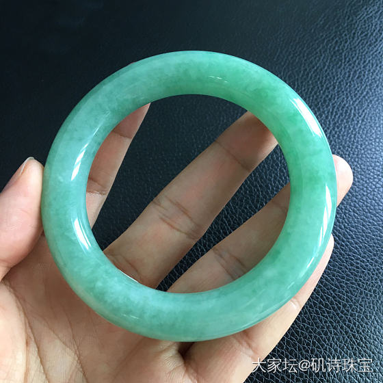 满绿起胶大圆条_翡翠