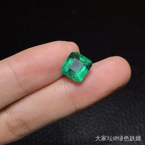 赞比亚 祖母绿裸石4.47ct，Ins  Min_祖母绿