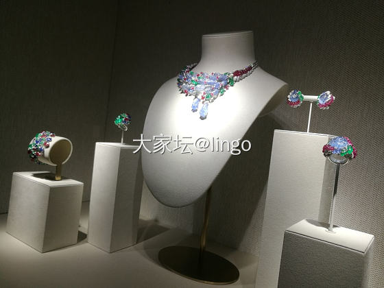 “星河传奇 原石密语”卡地亚全新 MAGNITUDE 高级珠宝展归来_展会钻石