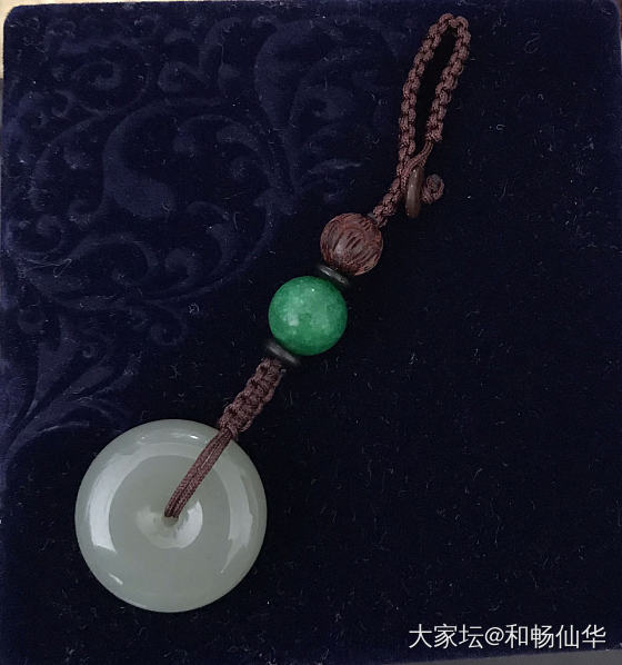 用和田玉吊坠改的钥匙扣拆了，_和田玉