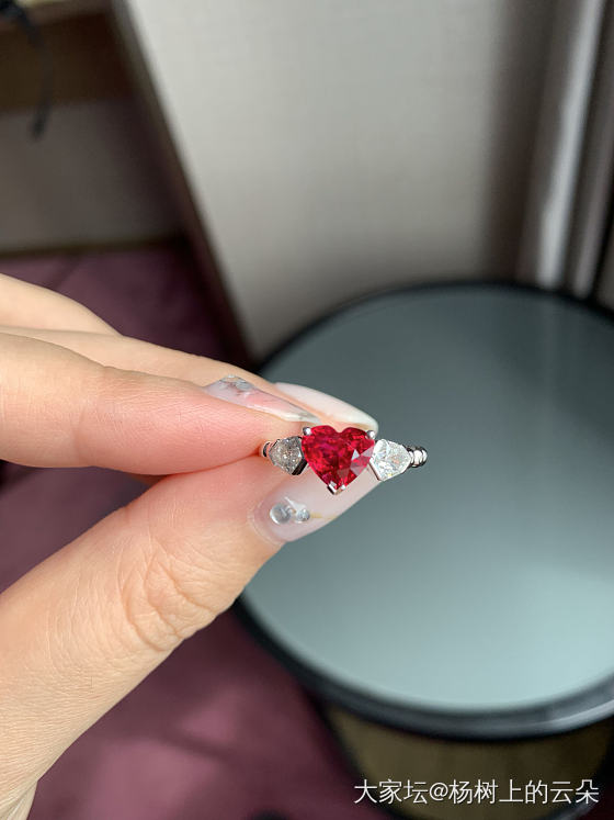 莫桑比克红宝石爱心_戒指红宝石