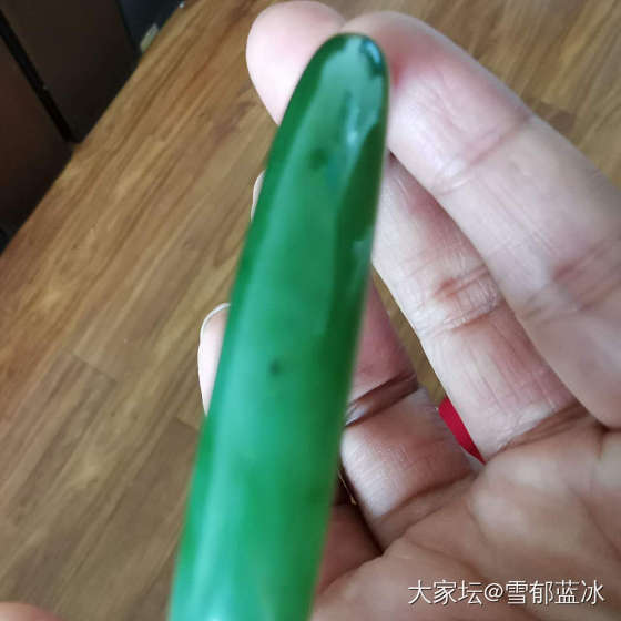 新入的碧玉镯子有点大，5K  值得留吗_手镯和田玉