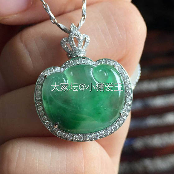 冰阳绿如意挂件_挂件翡翠