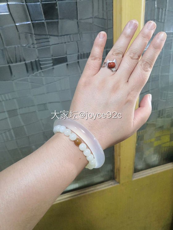 左手的今日份幸福～_珠串和田玉