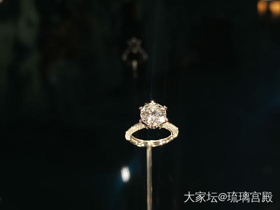 蒂芙尼180周年展_彩色宝石蒂芙尼展会